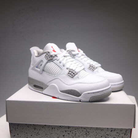 Air Jordan Retro 4 White Oreo